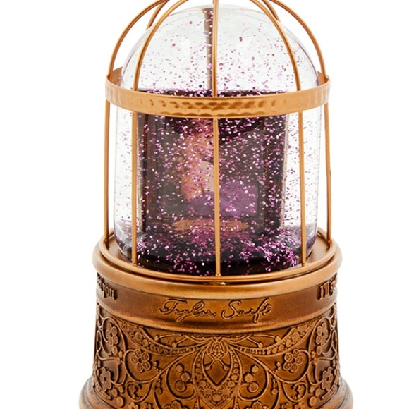 Authentic TS Speak Now Snow globe - Picture 2 of 5